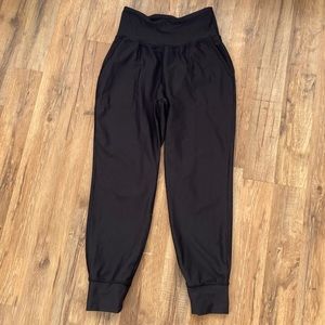 Old Navy Elevate Jogger Leggings